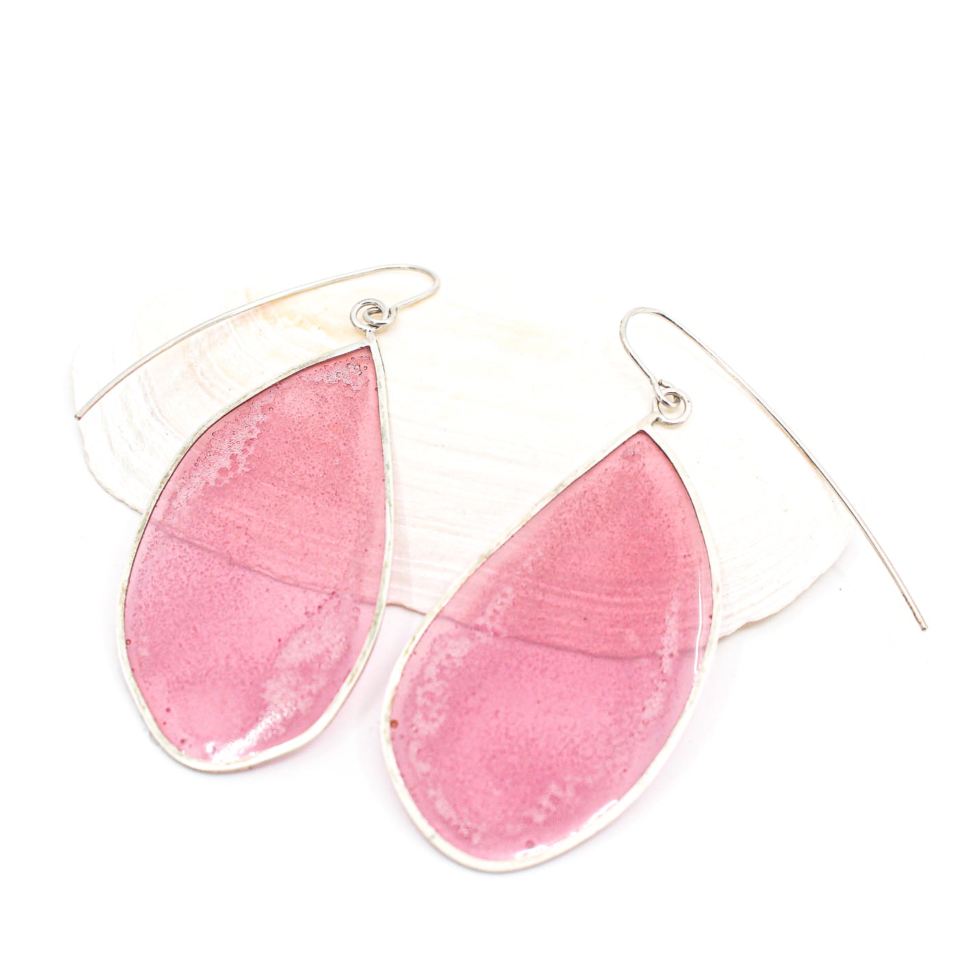long pink dangling silver earrings in 925 sterling silver and resin