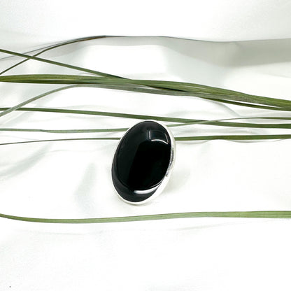 Black Onyx Cocktail Ring in Sterling Silver, size US 8, EU 57, UK P1/2