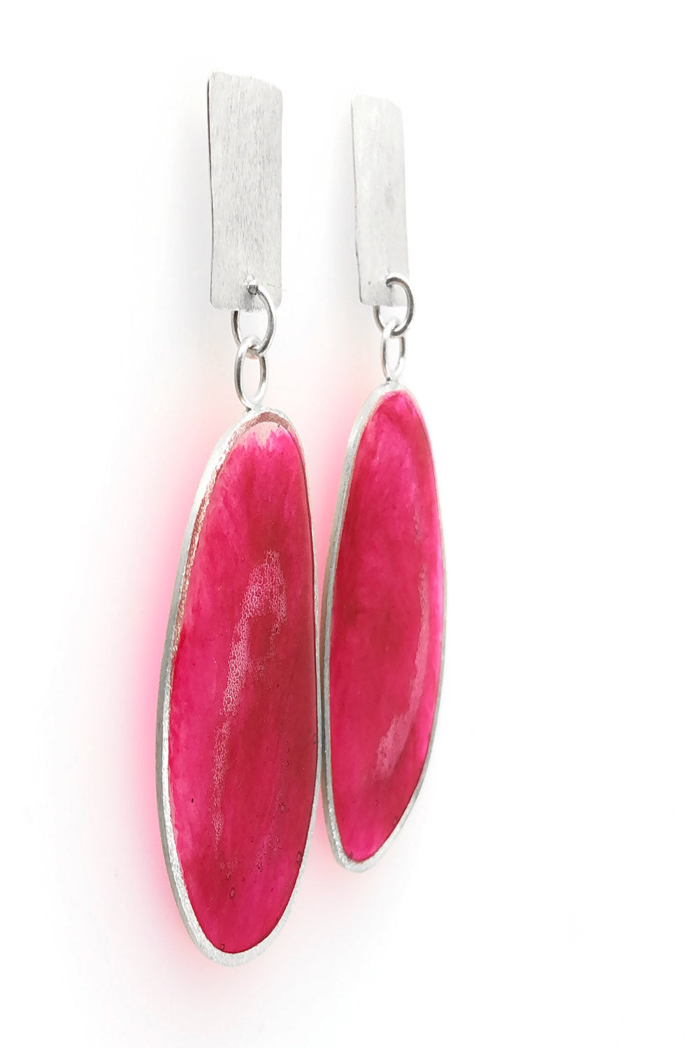 dark pink dangling earrings • 925 sterling silver and resin